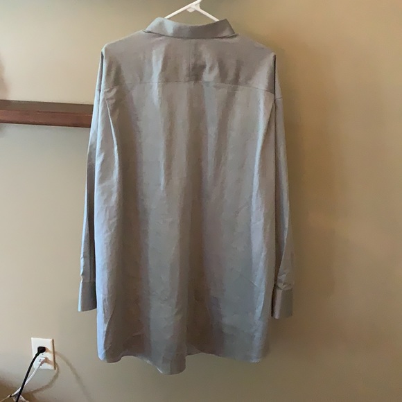 Emsud’s Tailored Dress Shirt - Picture 2 of 3